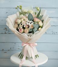 Букет цветов из:  Розы и Лизиантусы в Дубовом