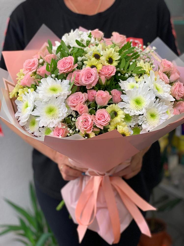 Букет цветов из: Розы и Хризантемы в Дубовом