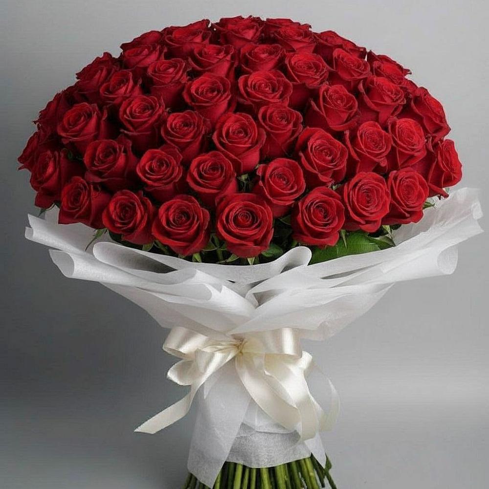 Букет 101 Красная роза Блэк Мэджик в Дубовом