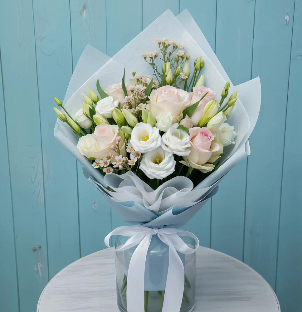 Букет цветов из: Розы и Лизиантусы в Дубовом