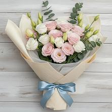 Букет цветов из:  Лизиантусы #REPLACE_PRED# Дубовом