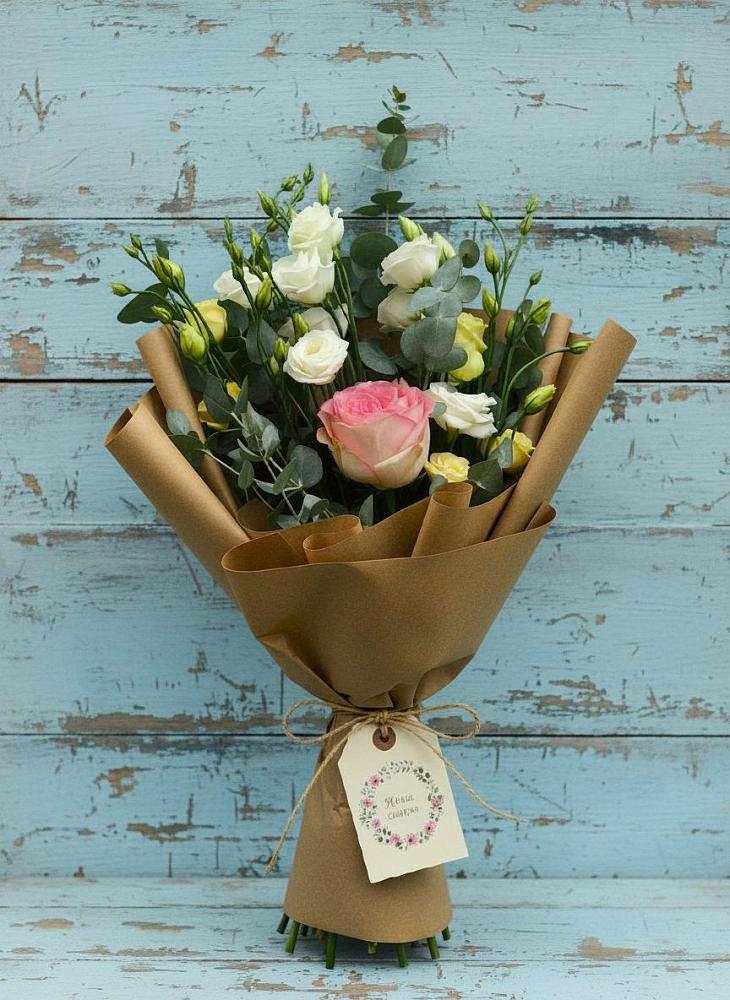 Букет цветов из: Розы и Лизиантусы в Дубовом