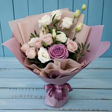 Букет цветов из:  Розы и Лизиантусы #REPLACE_PRED# Дубовом