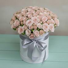 Цветочная композиция из Розы в шляпной коробке в Дубовом