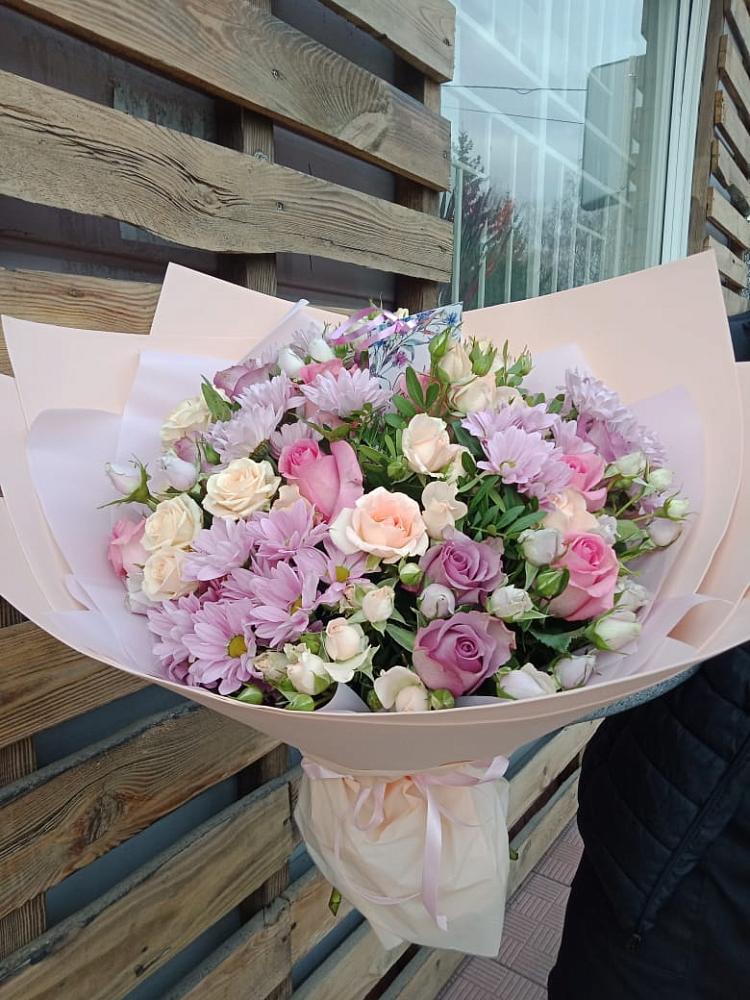 Букет цветов из: Розы и Хризантемы в Дубовом