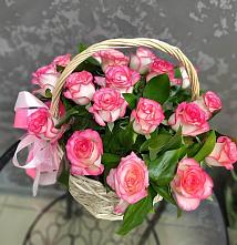 Цветочная композиция из Розы в корзине в Дубовом