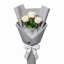 Букет 3 белые розы в Дубовом