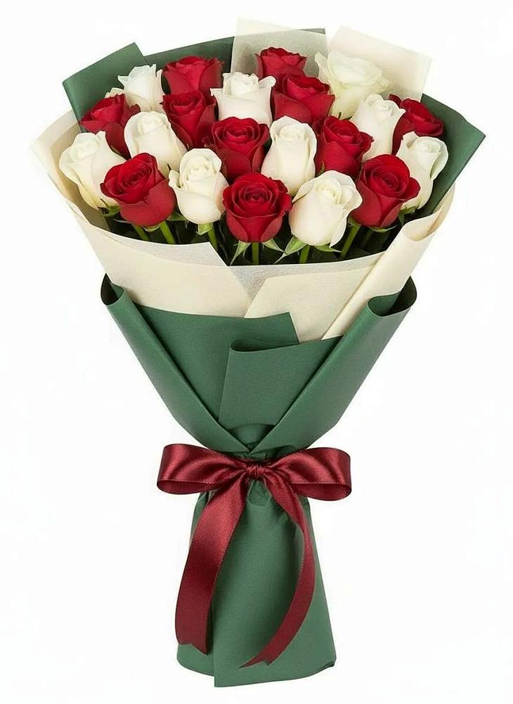 Букет Микс из красных и белых роз в Дубовом