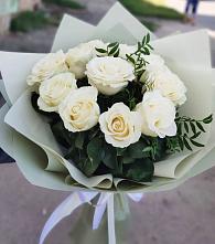 Букет Белые розы Проуд в Дубовом