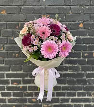 Букет цветов из:  Герберы и Хризантемы в Дубовом