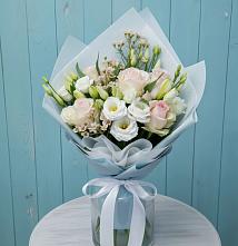 Букет цветов из:  Розы и Лизиантусы в Дубовом