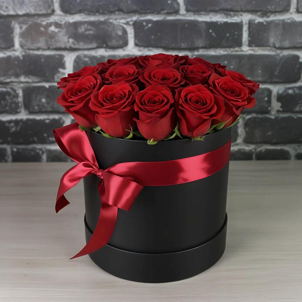 Цветочная композиция из Розы в шляпной коробке в Дубовом