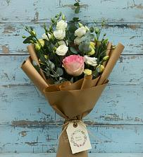 Букет цветов из:  Розы и Лизиантусы в Дубовом