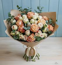Букет цветов из:  Альстромерии и Розы в Дубовом