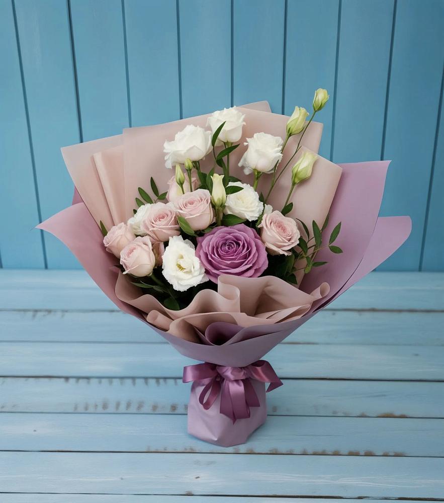 Букет цветов из: Розы и Лизиантусы в Дубовом